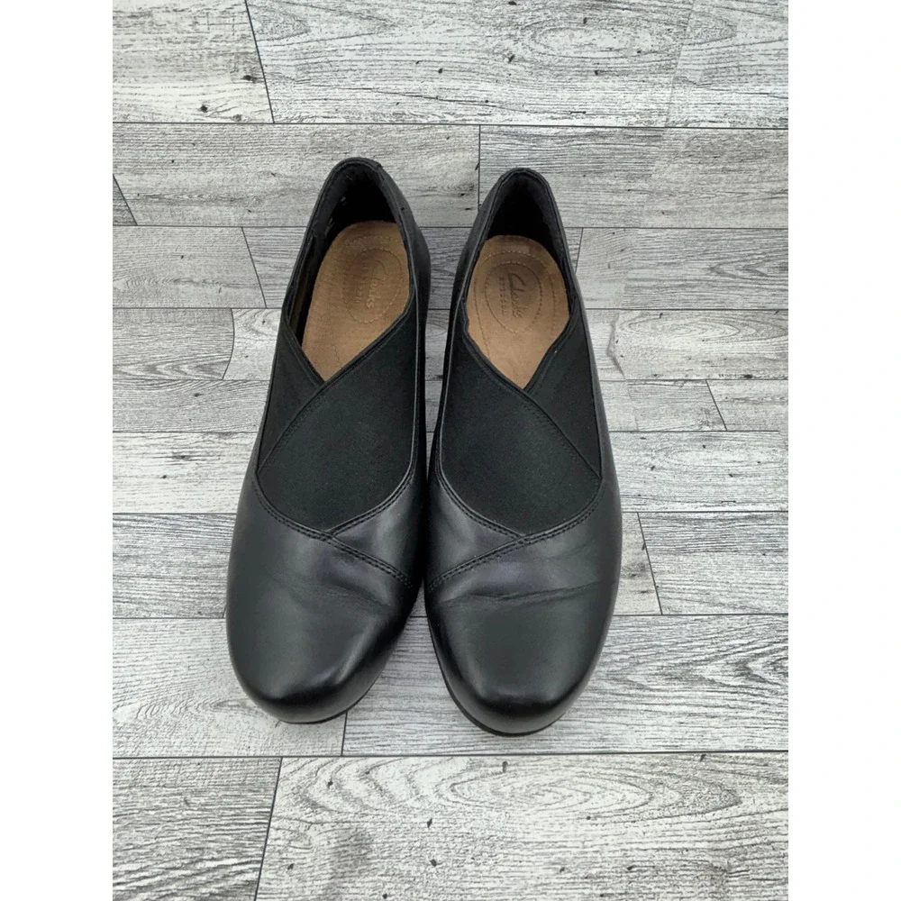 Clarks Artisan Women Black Leather Crossover Elastic‎ Block Heel Pumps Size 8.5M